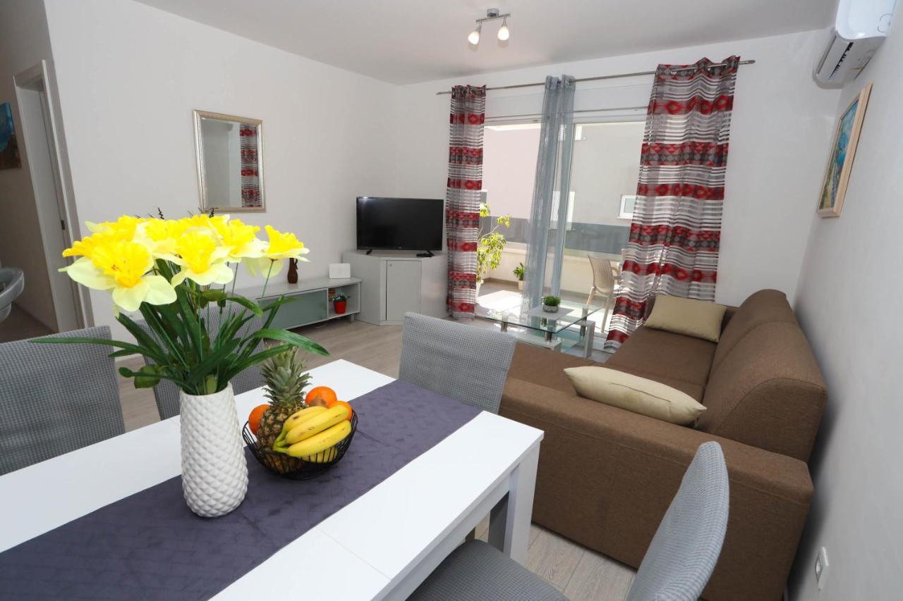 Apartman Petra Makarska Exterior foto
