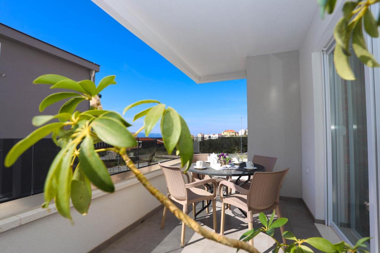 Apartman Petra Makarska Exterior foto