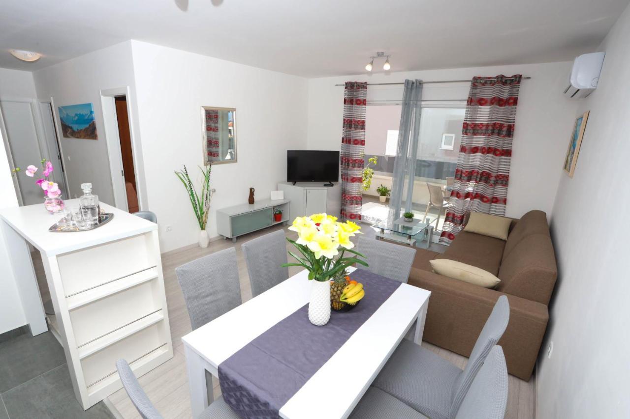 Apartman Petra Makarska Exterior foto