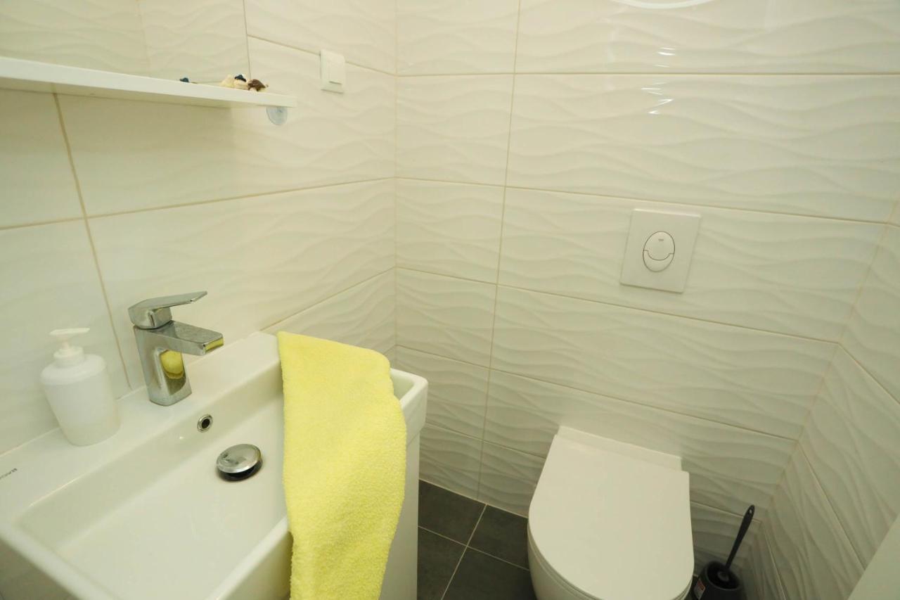 Apartman Petra Makarska Exterior foto